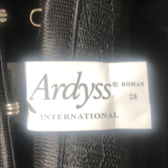 Body Magic - Picture 6 of 8